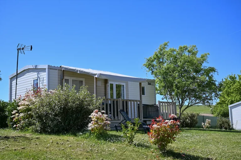 Mobil-home — mobil-home du Camping Les Coteaux du Lac
