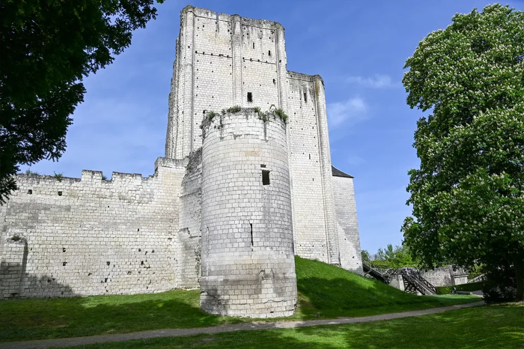 Château Loches — camping proche de Loches en Touraine